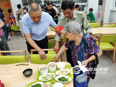 打通養(yǎng)老服務(wù)“最后一公里” 托起幸福“夕陽紅”